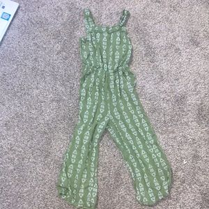 Cat & Jack girls romper/jumpsuit, size girls medium, green/sage and white